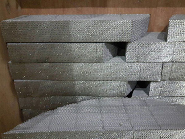 金屬壓延孔板波紋填料 - 安（ān）平（píng）縣威馳金屬絲網製品有（yǒu）限公司